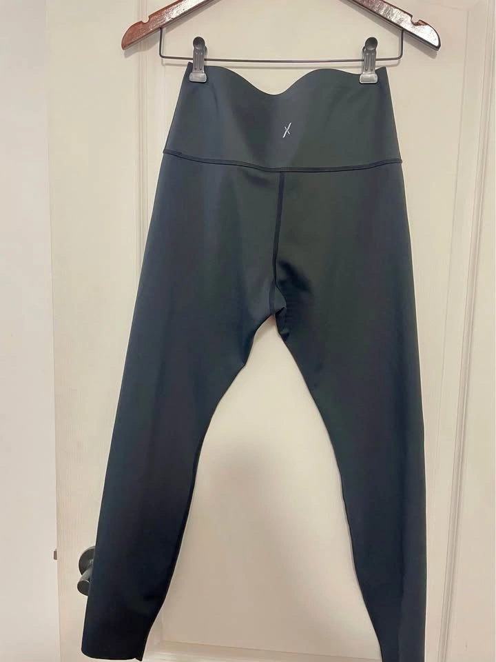 Knix Black High-Waist Active Leggings - L/G - photo 3