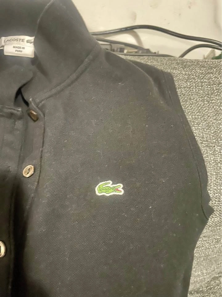Size 42 Lacoste Black Sleeveless V-Neck Collared Shirt - photo 2