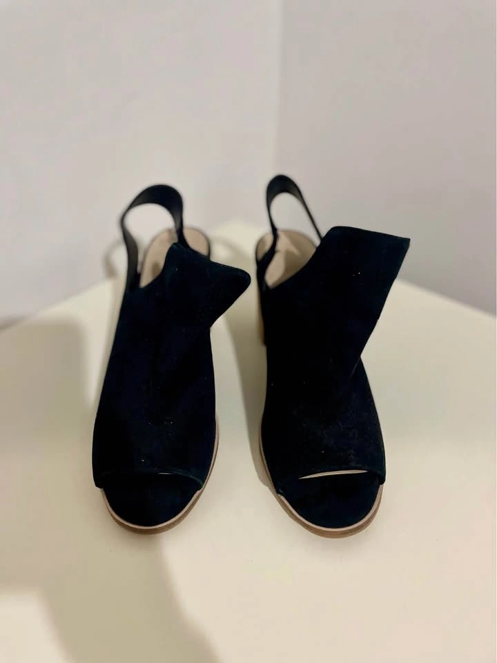Cole Haan Black Suede Slingback Block Heel Sandals Size 10 - photo 2
