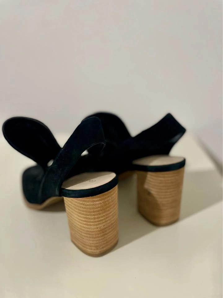 Cole Haan Black Suede Slingback Block Heel Sandals Size 10 - photo 4