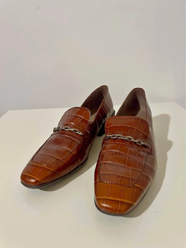 Wonders Women's Brown Croc Loafers Chain Detail Size 41