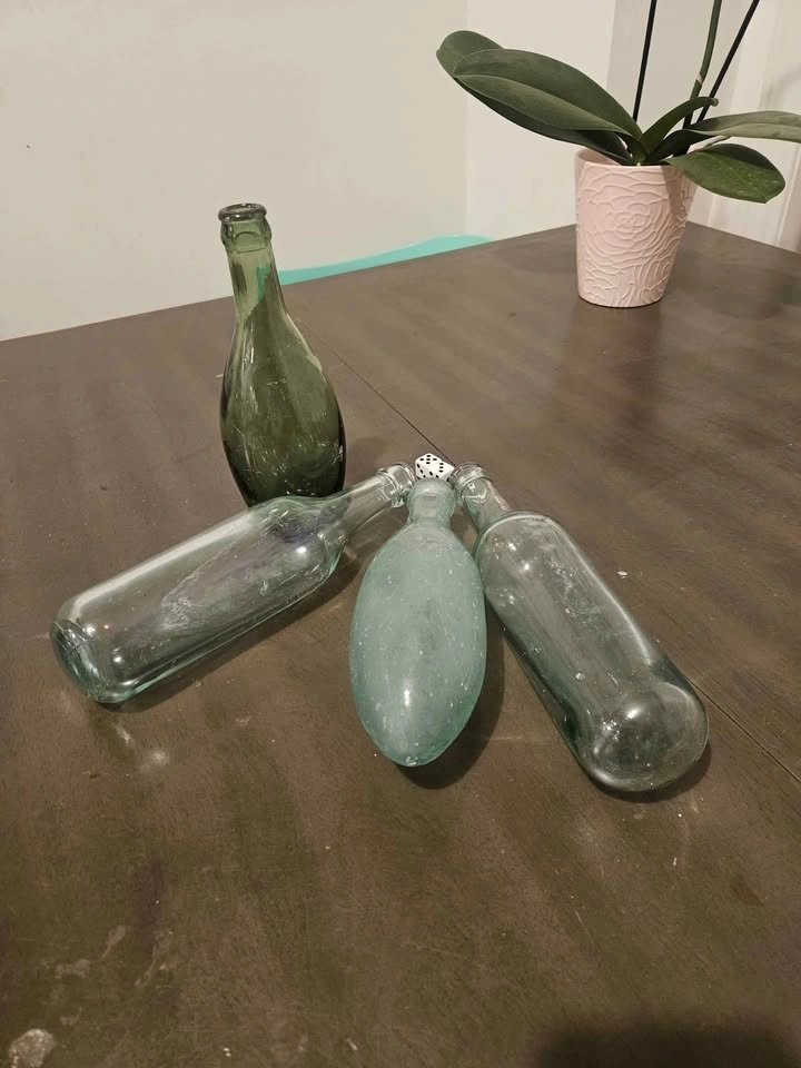 Antique bottle lot #2 - photo 3
