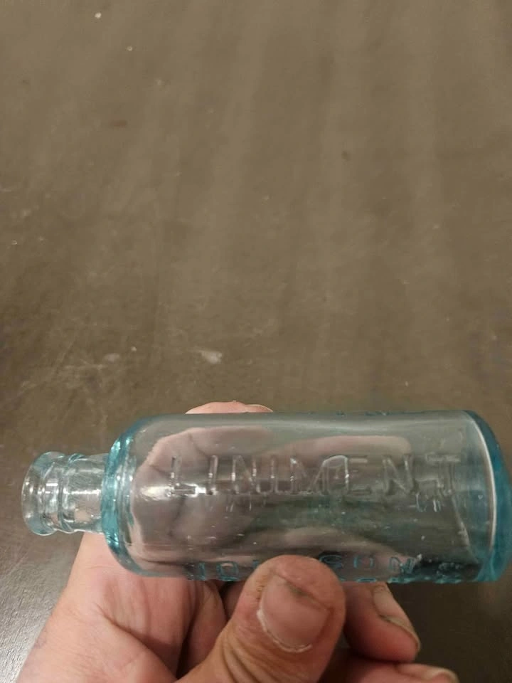 Vintage aqua bottles - photo 2