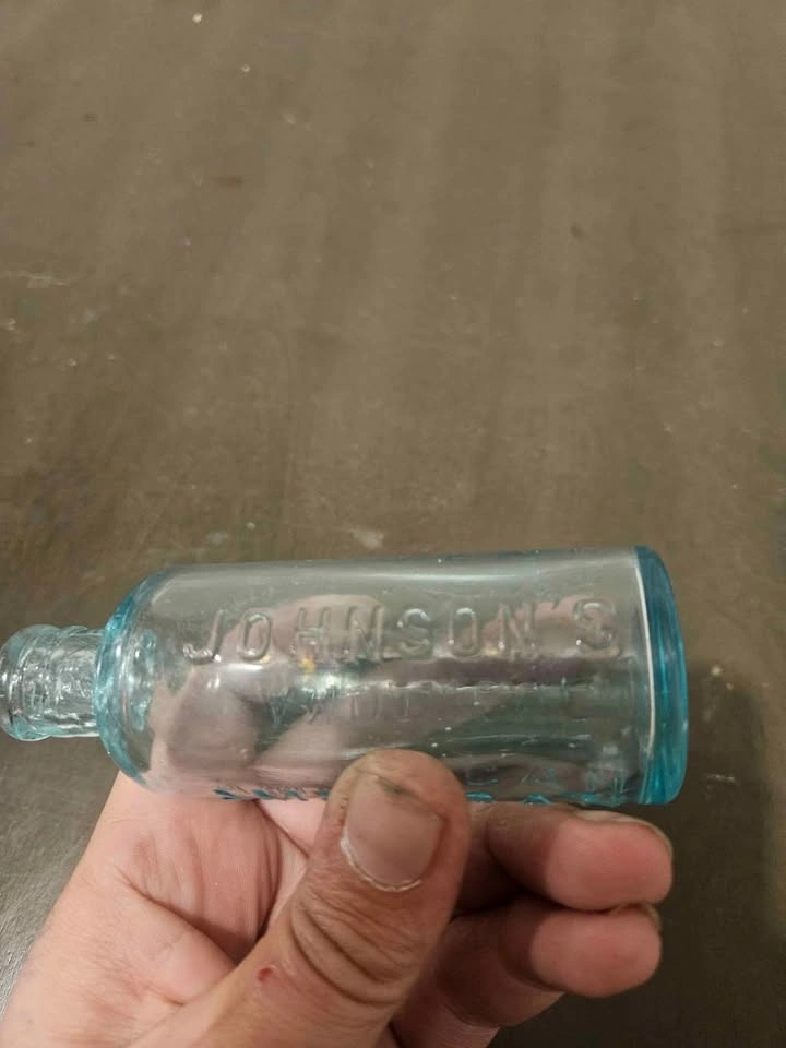 Vintage aqua bottles - photo 4