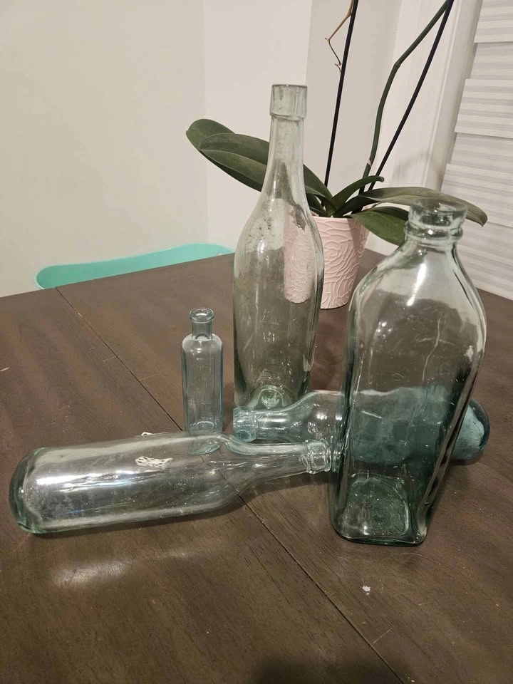 Antique bottle lot #1