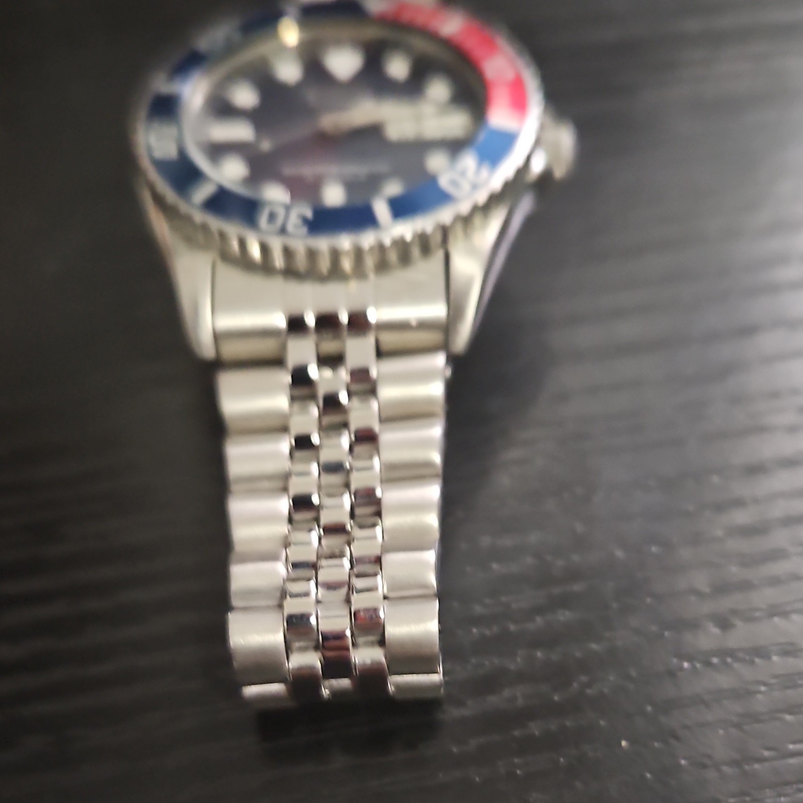 Seiko Men's Automatic Diver Blue Red Bezel Day Date Watch - photo 2