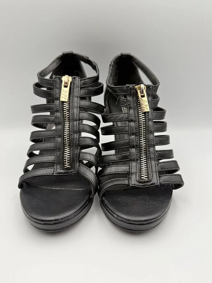✨ Jones New York Axis Heels - Size 6 thumbnail