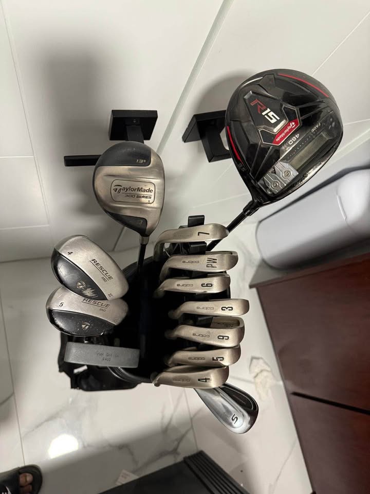 TaylorMade/cobra Golf Club Set w/ R15 Driver - photo 2