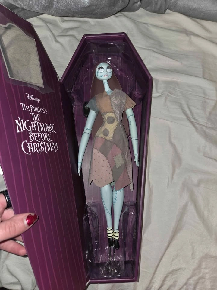 Nightmare Before Christmas Hot Topic Collectables - photo 3