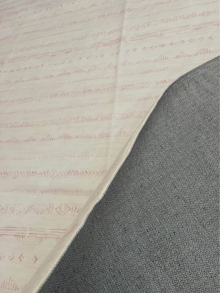 🌸6x9ft Light Pink/White Rug - photo 4