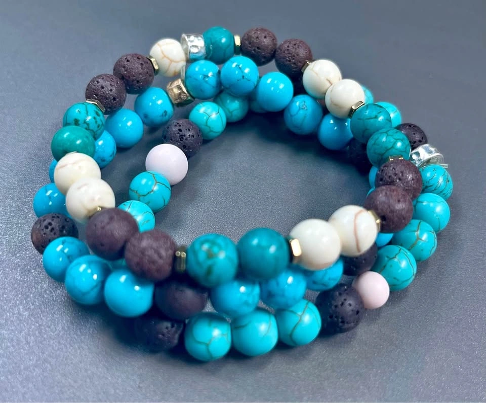 Set of three turquoise bracelets