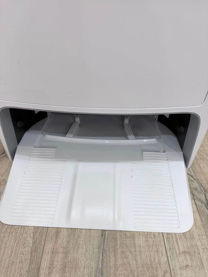 Ecovacs Deebot Omni Robot Vacuum & Mop Station - Like New - photo 4