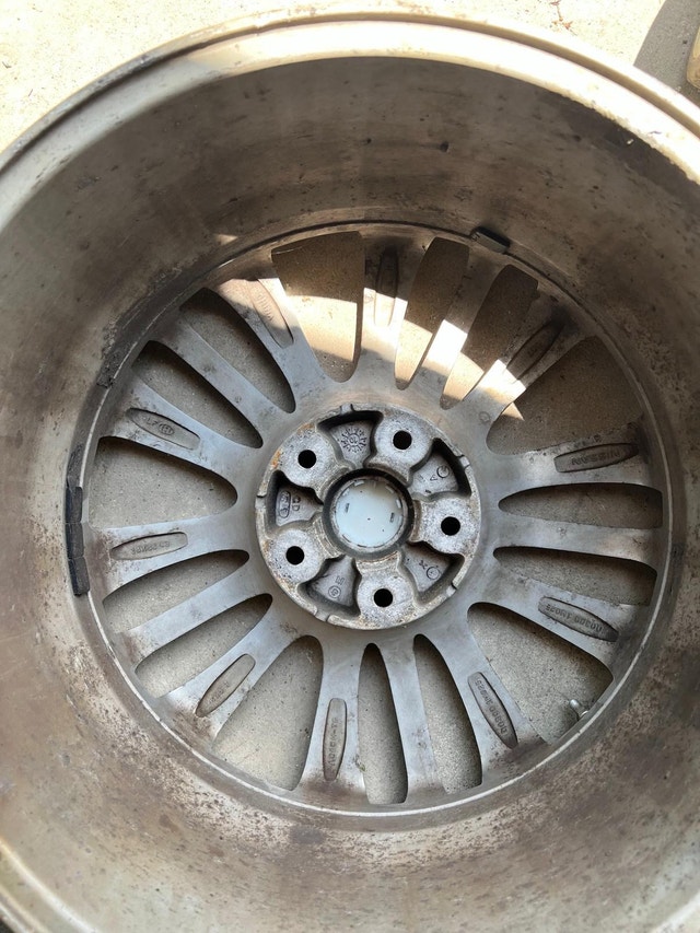 Nissan Rims 18 in - photo 4