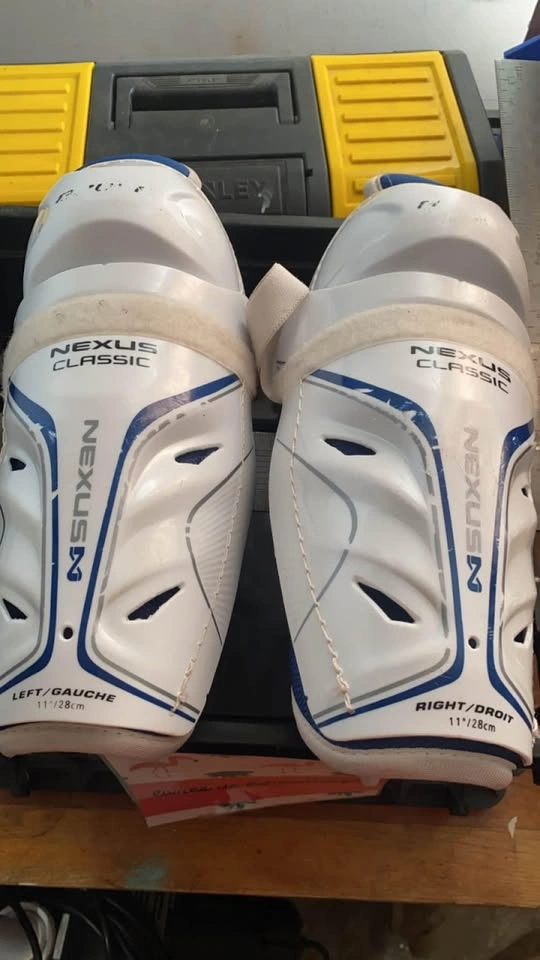 Hockey Shin pads For sale 11’