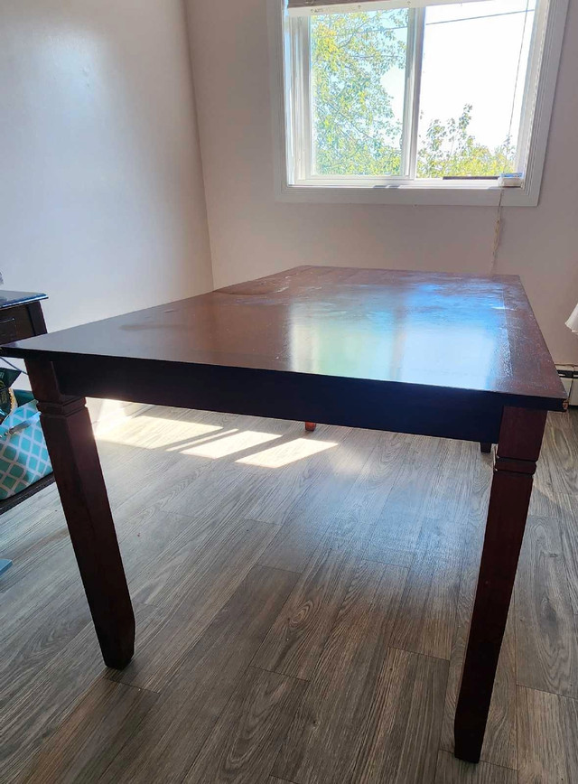 Dining Set - Table + 6 Chairs