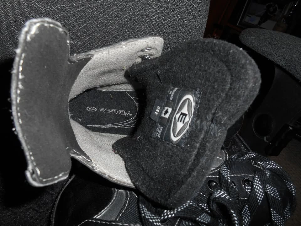 Easton Boys Skates - photo 3