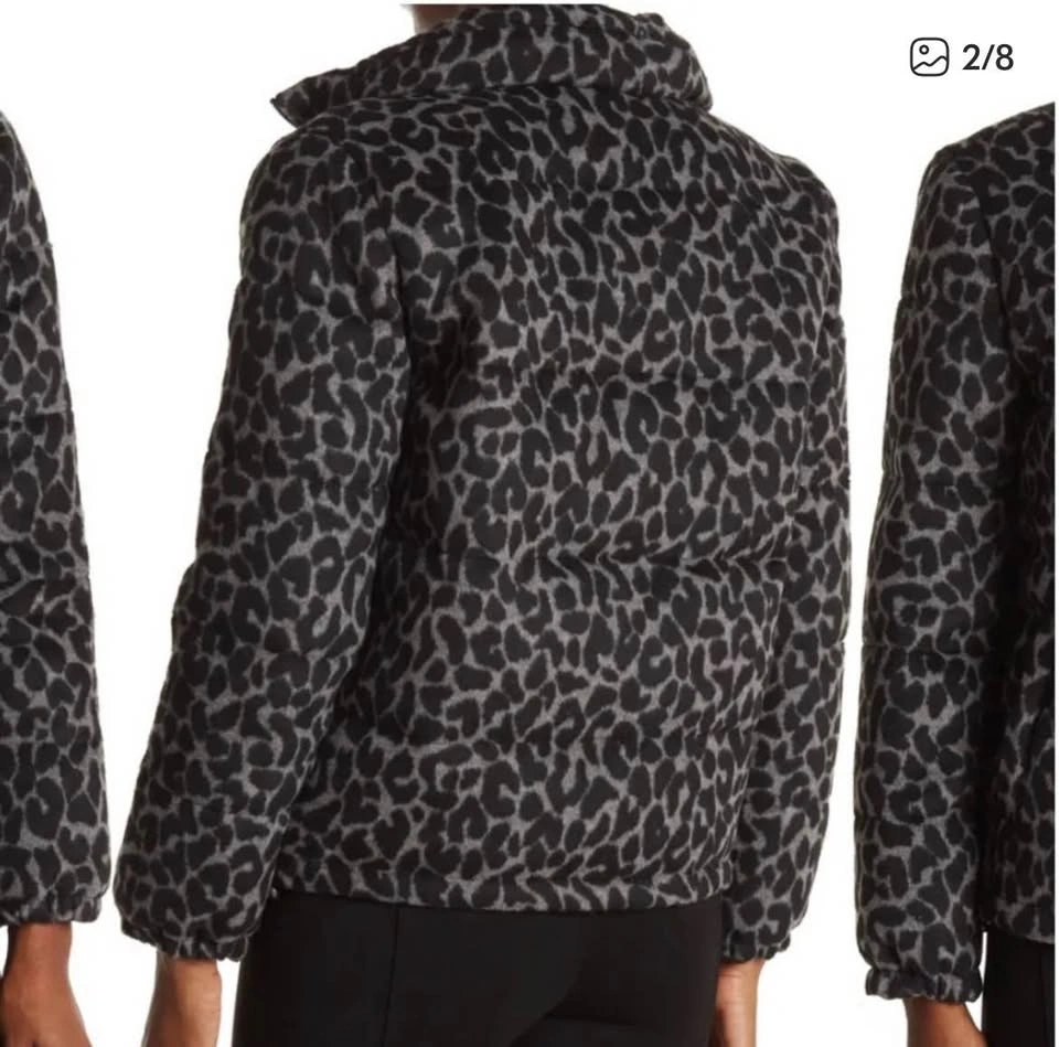 Levi’s leopard print puffer jacket - small - photo 2