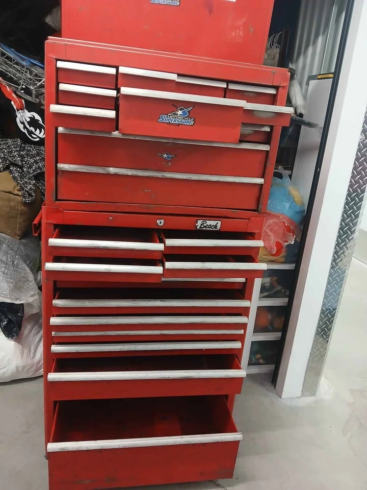 Red Beach Tool Chest and Cabinet Set - photo 2