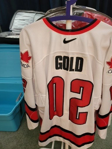 Martin Brodeur Autographed 2002 Olympic Jersey - photo 2