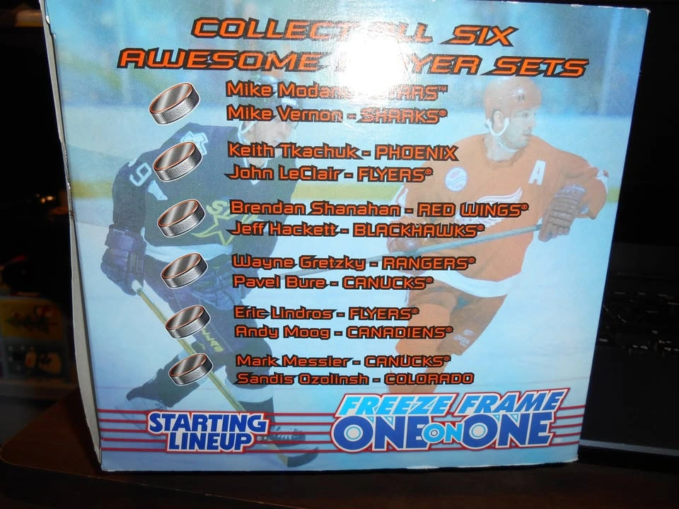 STARTING LINE UP FREEZE FRAME ONE ON ONE - photo 3