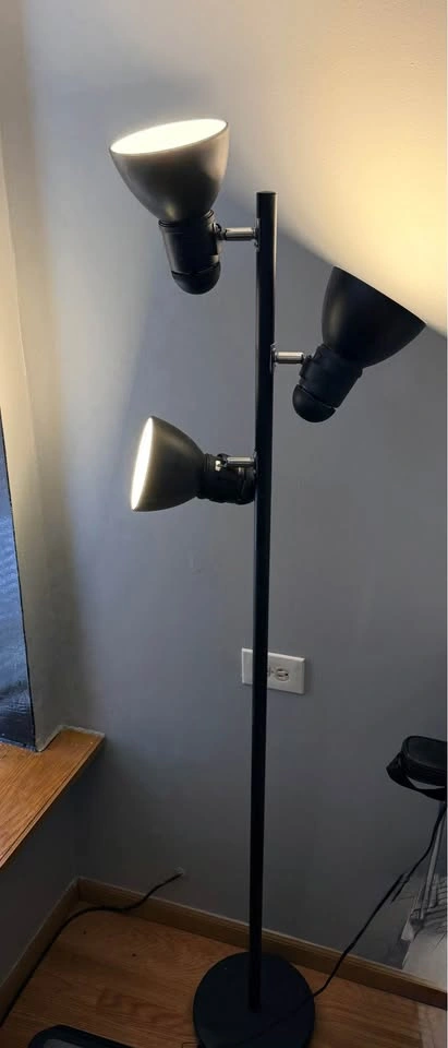 Adjustable Floor Lamp - photo 2