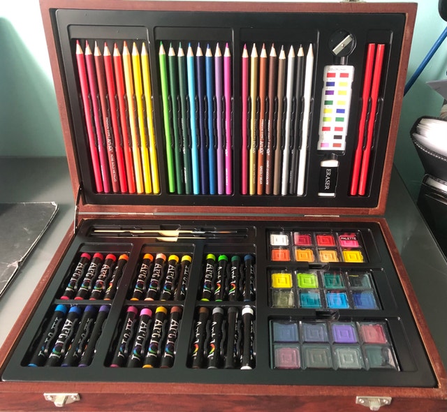 Massive Art Set with Sketchbooks - photo 2