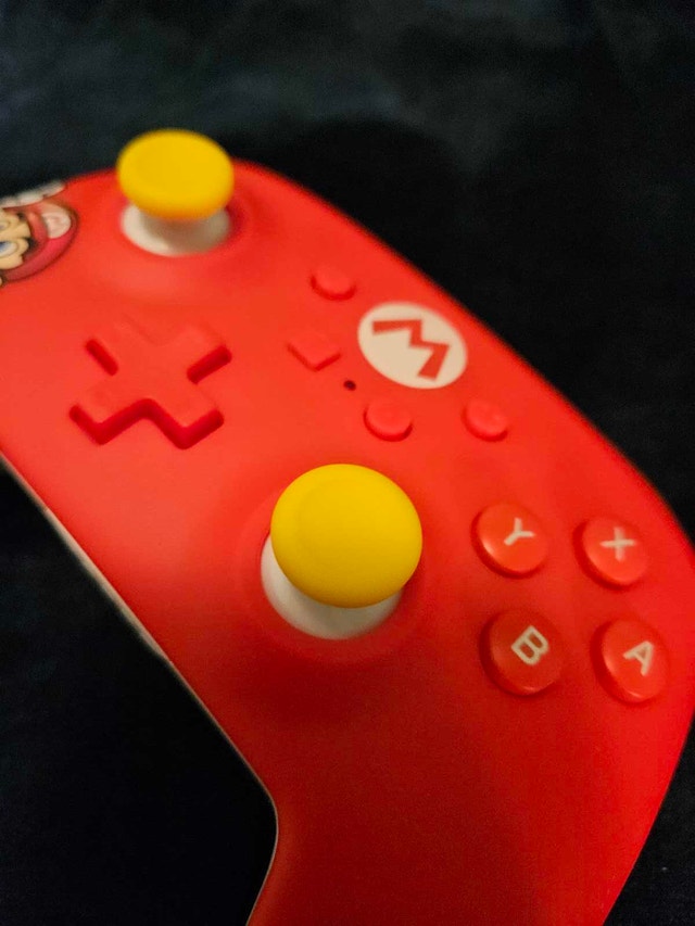 BRAND NEW Super Mario Nintendo Switch Pro Controller - photo 3