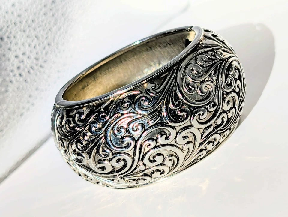 Vintage Silver Tone Thick Hinge Bracelet Textured - photo 2