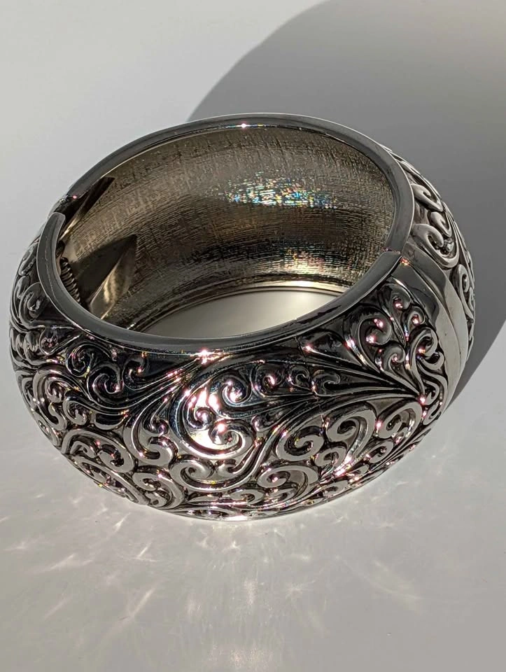 Vintage Silver Tone Thick Hinge Bracelet Textured - photo 4