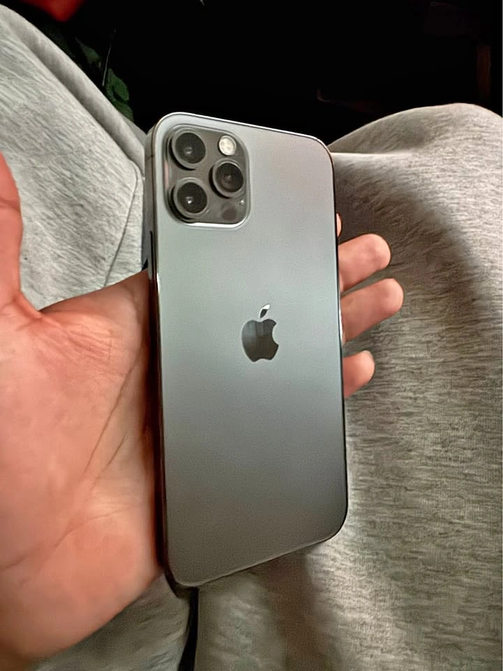 iPhone 12 PRO