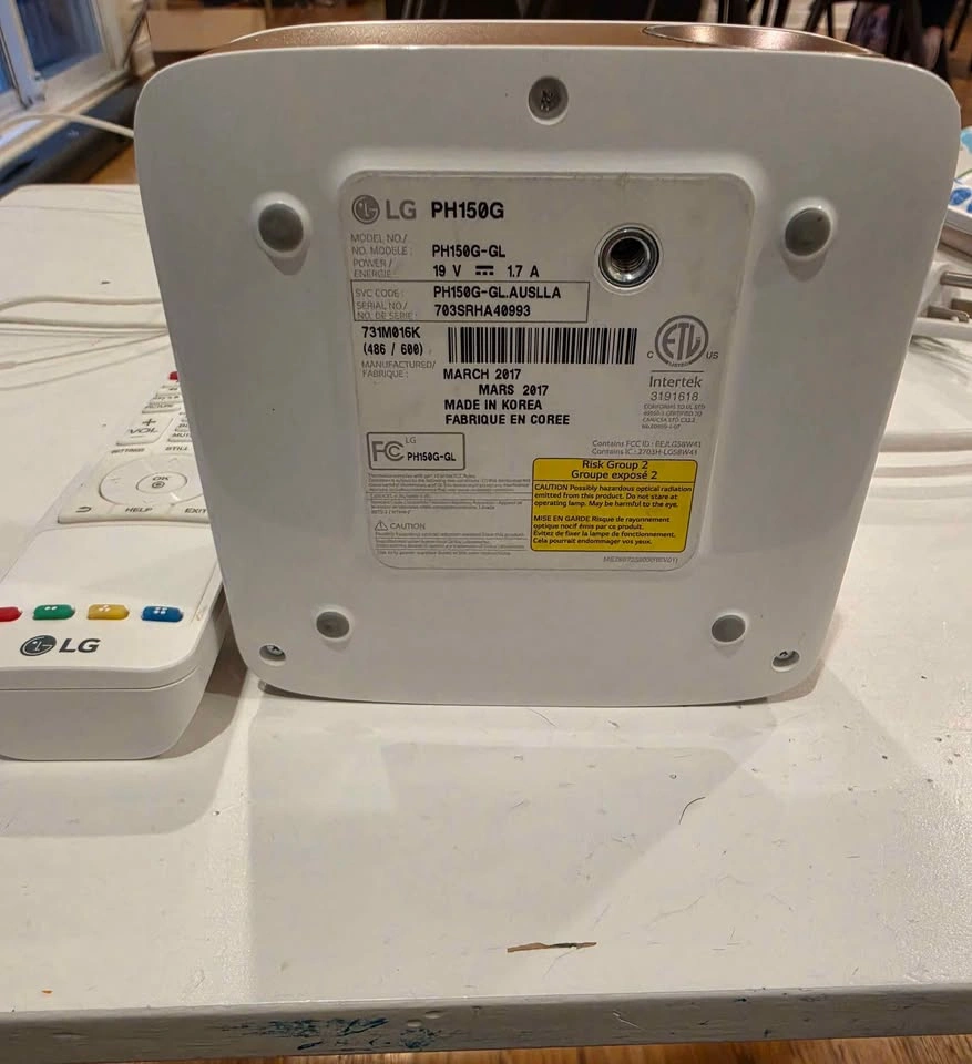 LG Portable Projector PH150G - photo 2