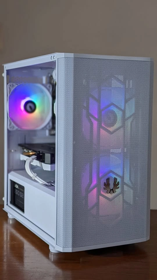 White Gaming PC | Ryzen 5 2600 - RTX 2060 - 16GB DDR4 - photo 2