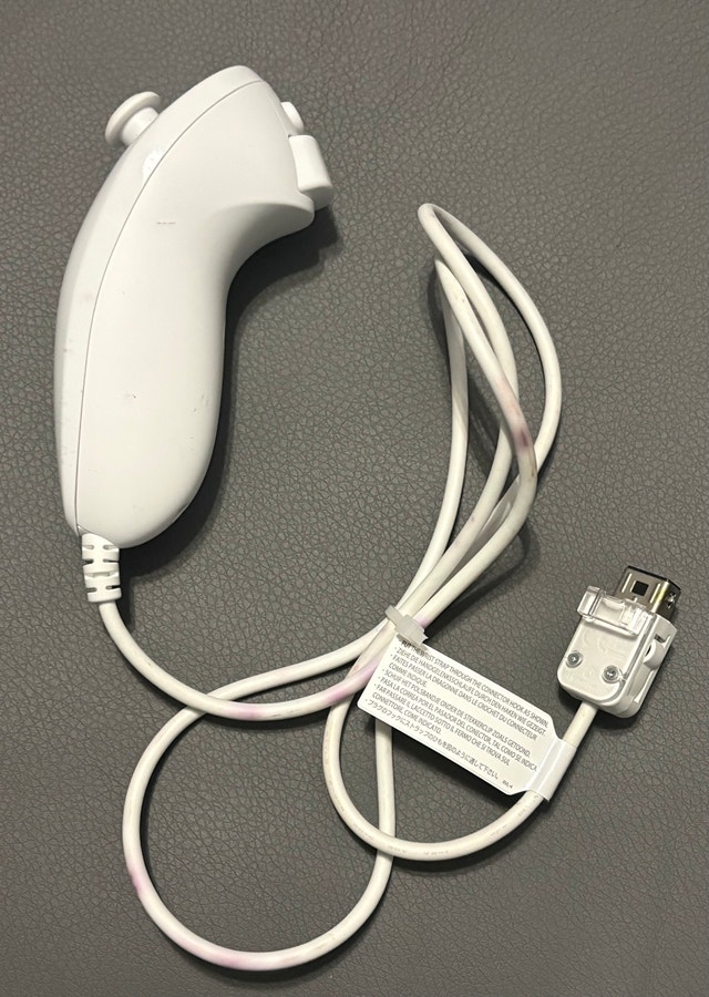 Nintendo Wii Nunchuk Controller - photo 4