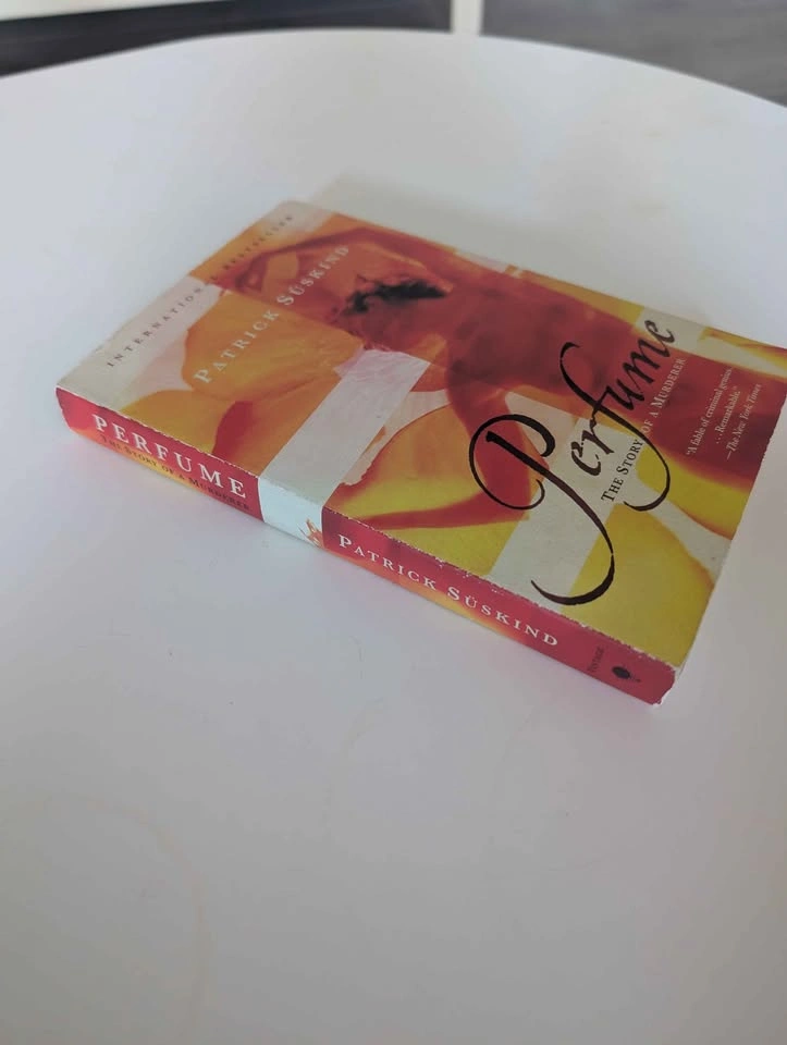 Perfume: The Story of a Murderer by Patrick Süskind Book - photo 3
