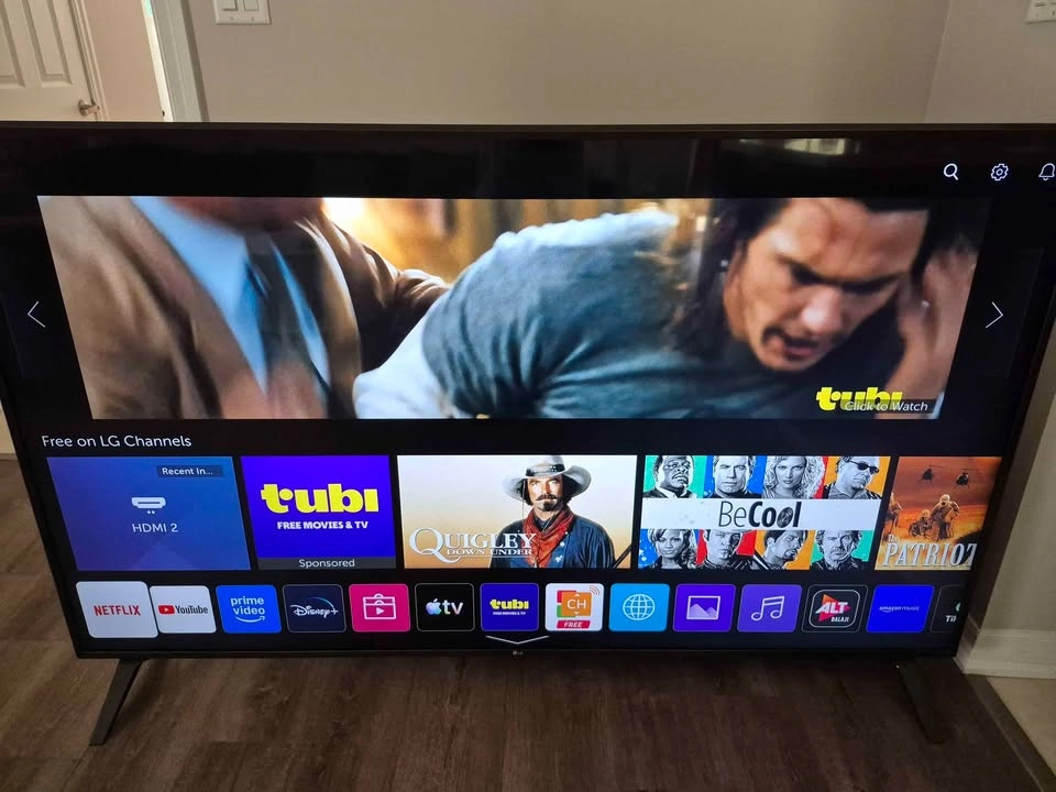 LG 75" 4K Smart TV - UHD HDR - With Original Box - photo 3