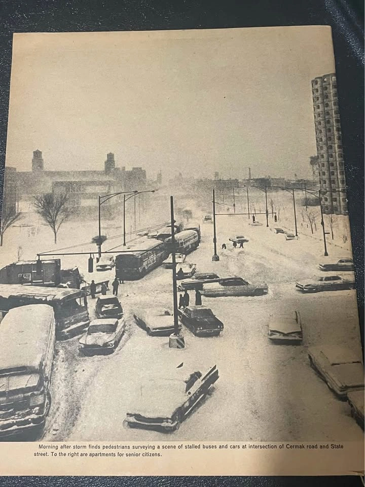 Chicago's BIG SNOW - Tribune Insert 2/19/67 - photo 5