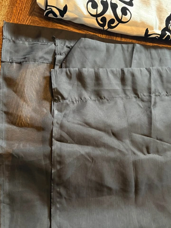 54" x 83" Curtain with Liner - photo 4