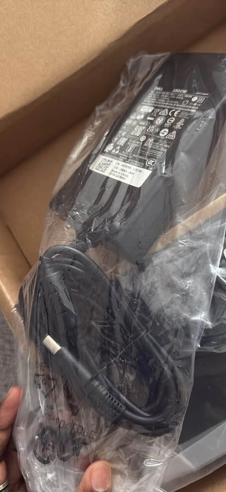 Brand new Dell Dock - photo 3
