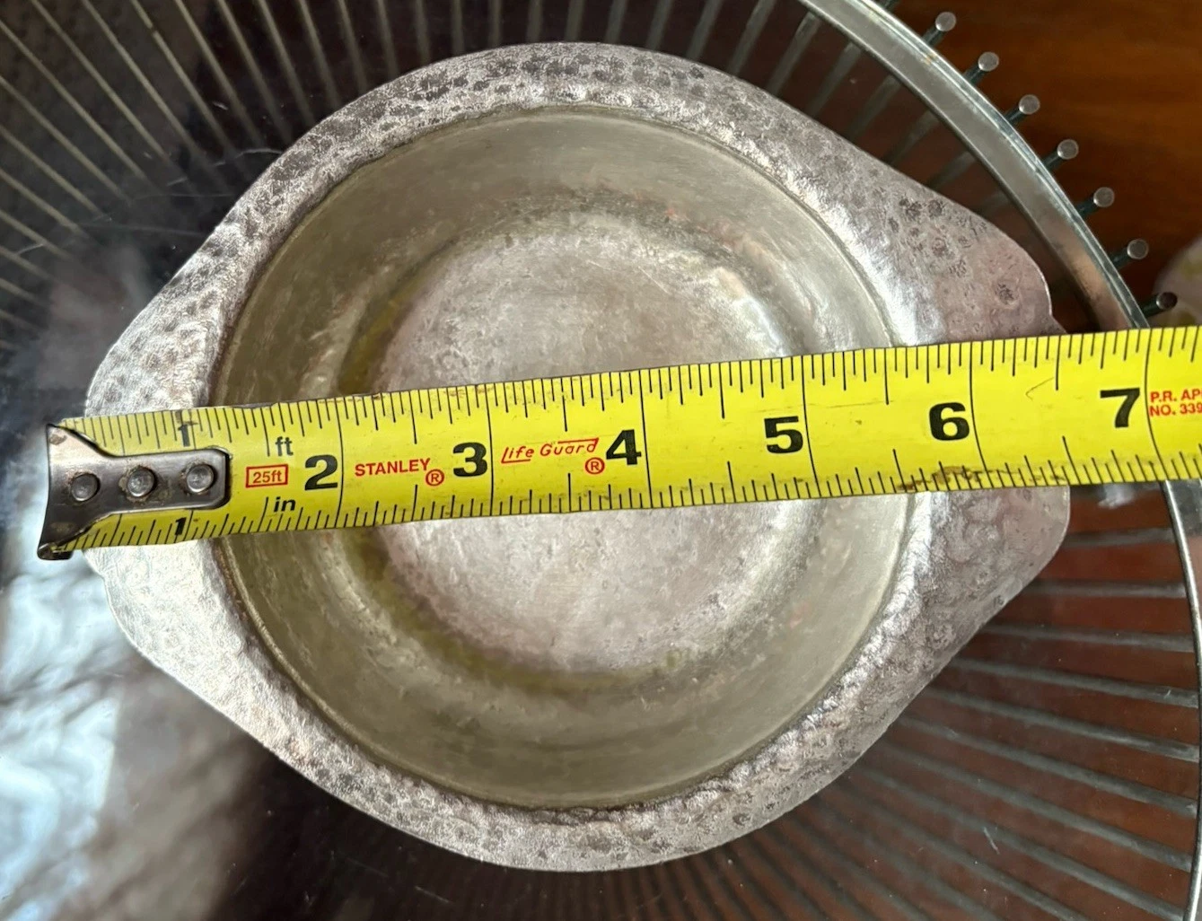 RARE ALAMAC HOTEL Antique JOS. HEINRICHS, Hammered Pot. - photo 4