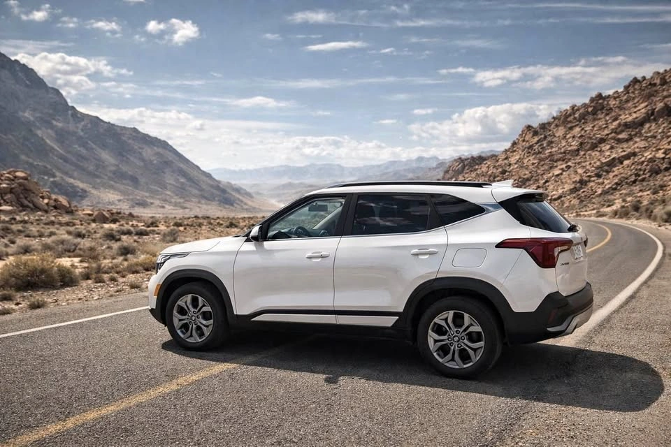 2025 Kia Seltos AWD EX