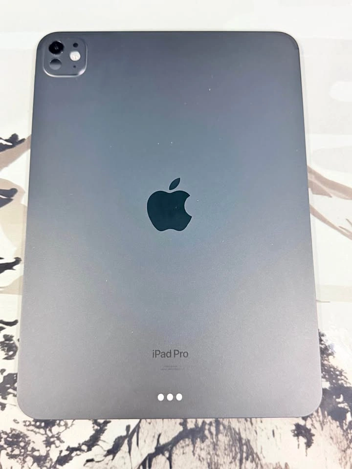 11” iPad M4 (WiFi 256GB)