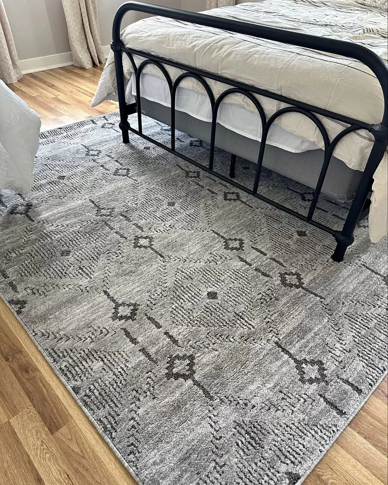 Grey Devika Area Rug - 5.2ft x 7.2ft - Brand New