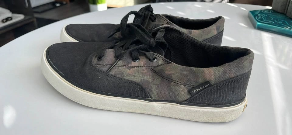 Volcom Camo Shoes Size 8.5 - photo 2