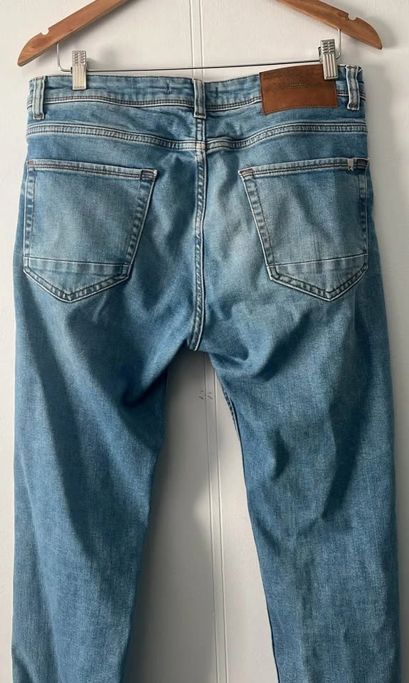Zara Man light blue jeans size 32 - photo 5