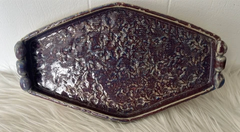 Handcrafted Purple Pottery Tray - Organic Leaf Texture - photo 3