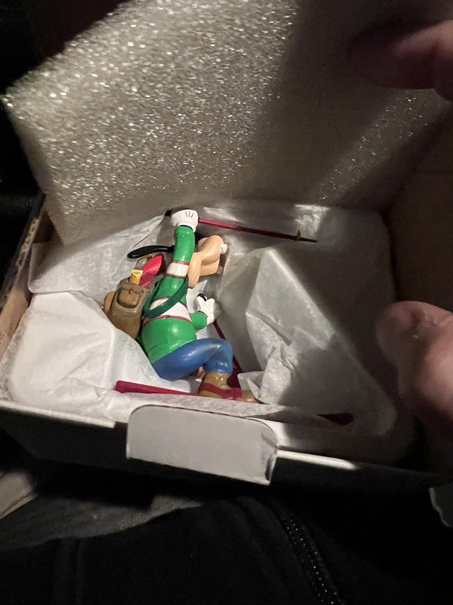 Grolier Disney Christmas Ornament - Goofy with Skis (NEW)