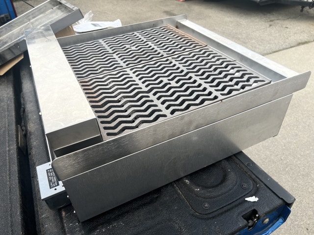 Star 5124CF 24" Electric Charbroiler - 3Ph, 208V NEW - photo 4