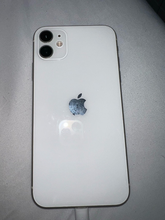 iPhone 11 - photo 4