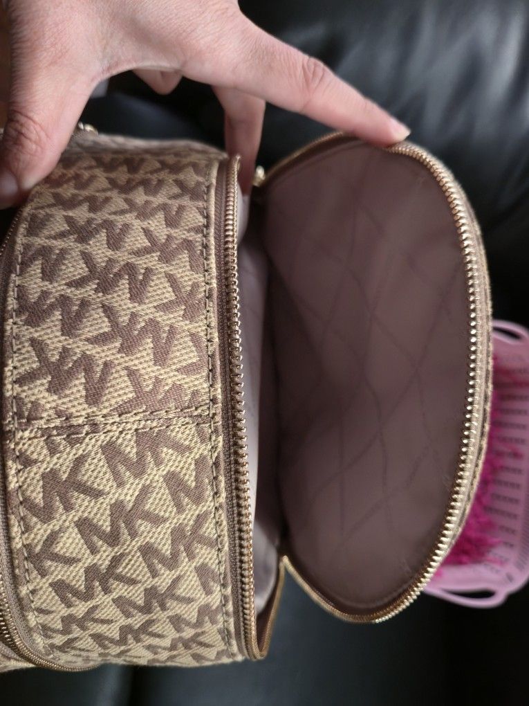 Michael Kors Rhea Medium Backpack - photo 4
