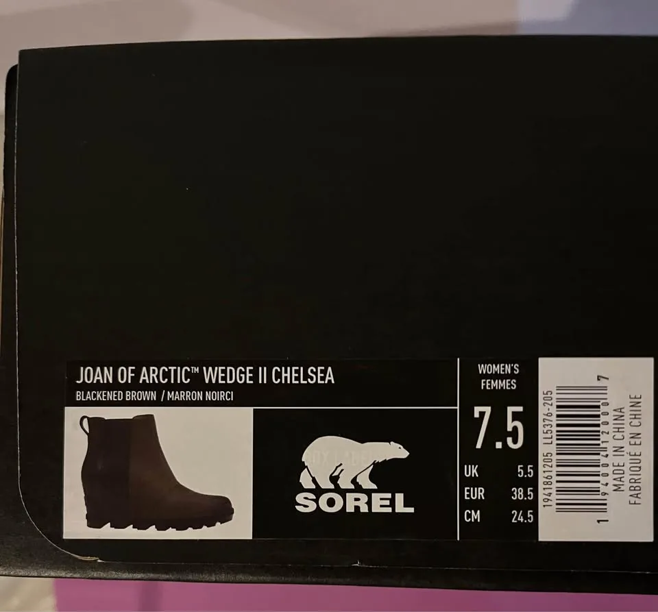 BNIB. Sorel Joan of Arctic Wedge 2 Chelsea Boots image indicator(8)